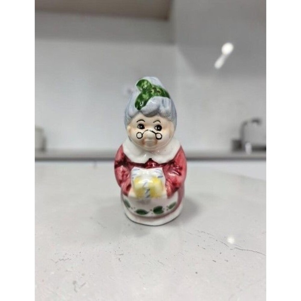 Vintage Mrs Claus Ceramic Salt Shaker Single Holiday Kitchen Decor